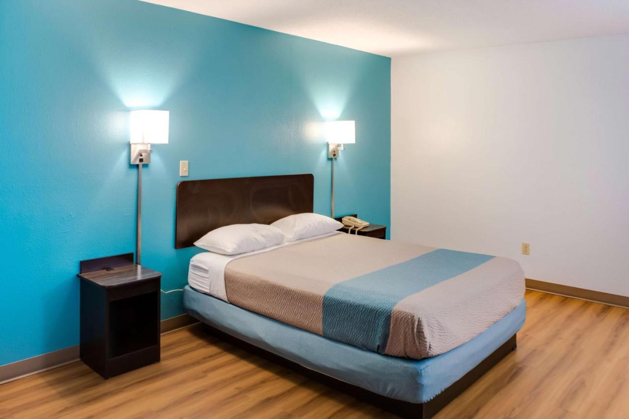 Motel 6-Richmond, In Zewnętrze zdjęcie